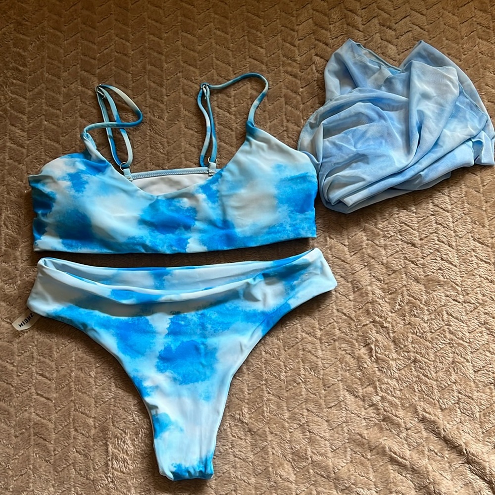 SHEIN small - blue bikini with skirt!